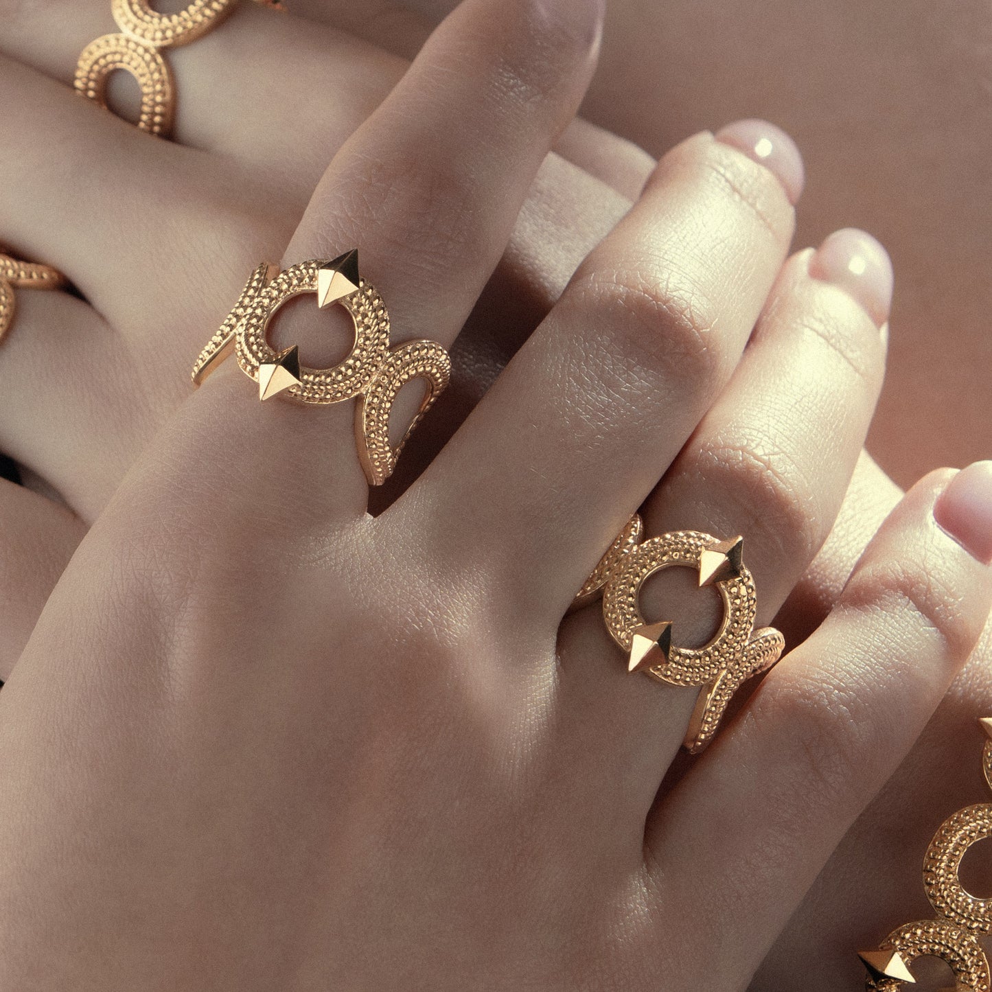 Al Khor Loop Ring