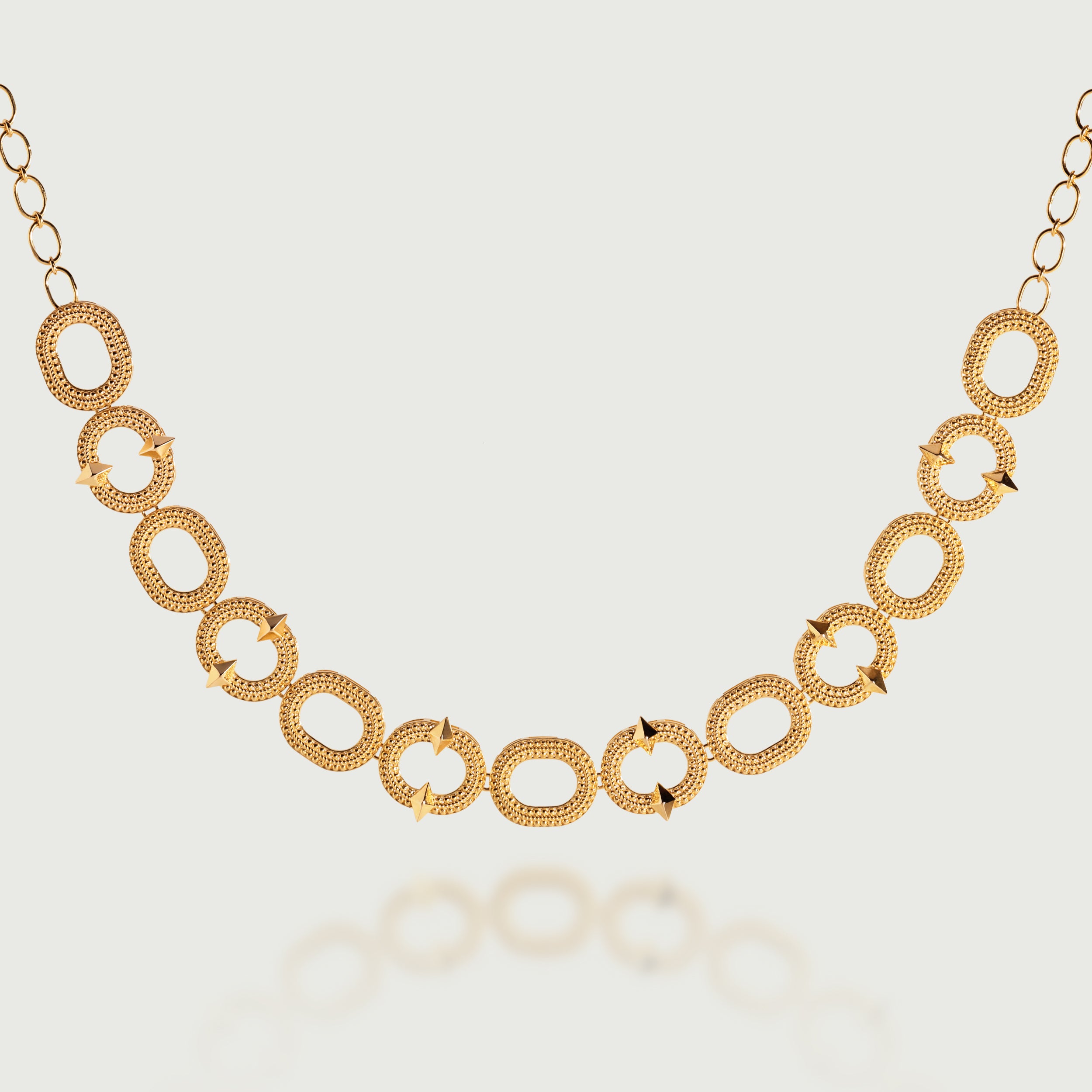 Al Khor Loop Choker – Asila Jewellers