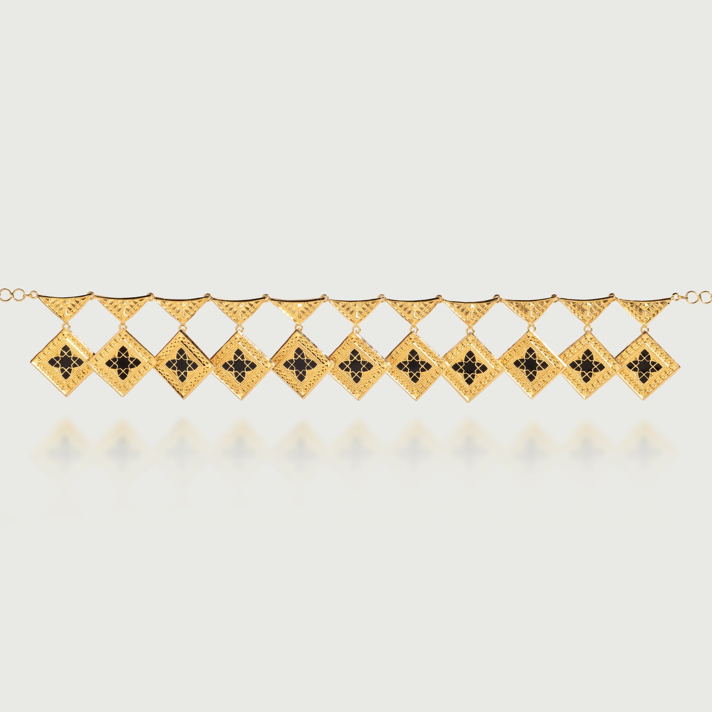 Nasj Suspended Choker