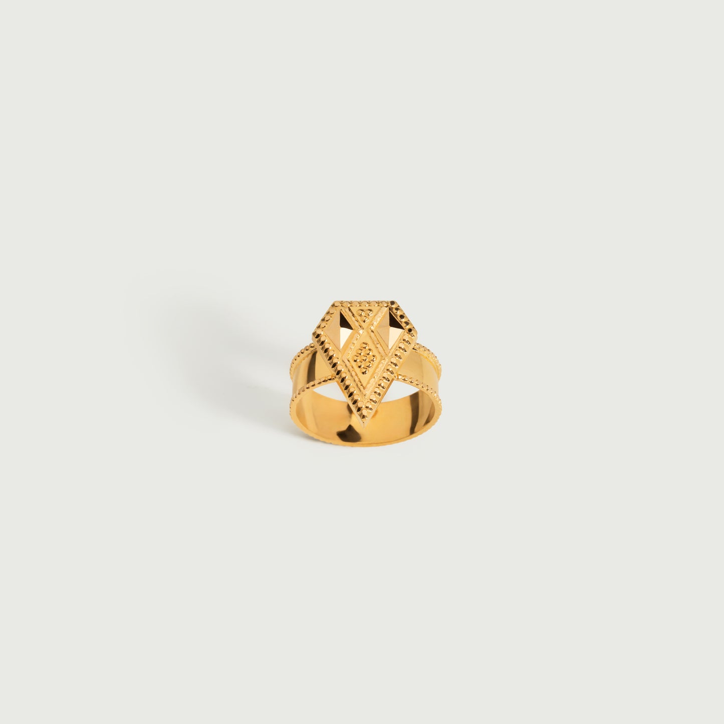 Turath III Ring