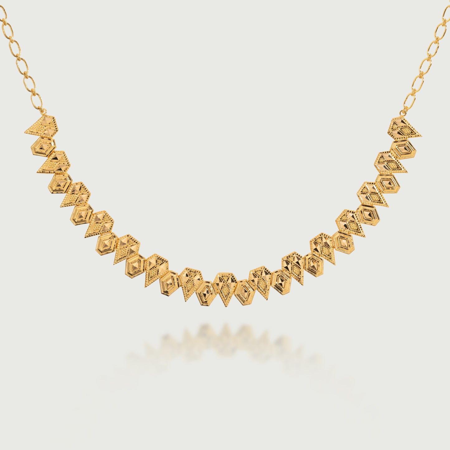 Turath III Round Necklace